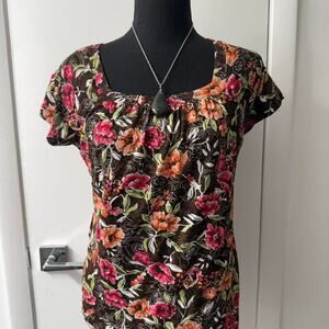 Brown floral short sleeve top